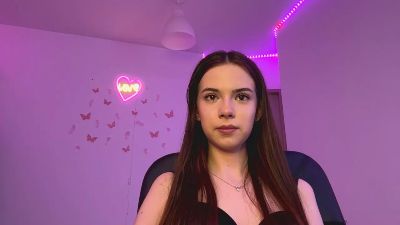 HertaMcginley webcam cam4 model stream image