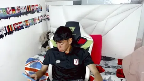 Liarr_ webcam model stream image