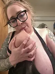 IvyOfYourDreams webcam stripchat model stream image
