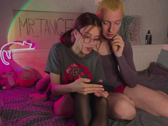 Z0mb1el0ll1 webcam model stream image