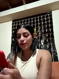 AlannaEvons webcam model stream image