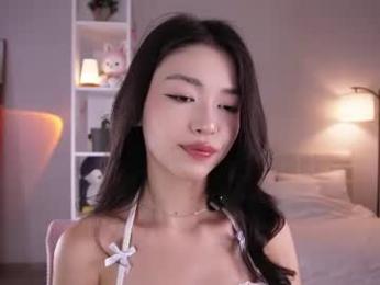 yourlittlesunrise_ webcam model stream image