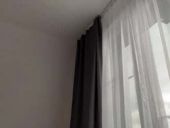 yourlittlesunrise_ webcam model stream image