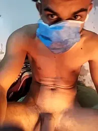 hrrounsb99 webcam model stream image