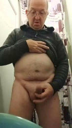 riri76560 webcam model stream image