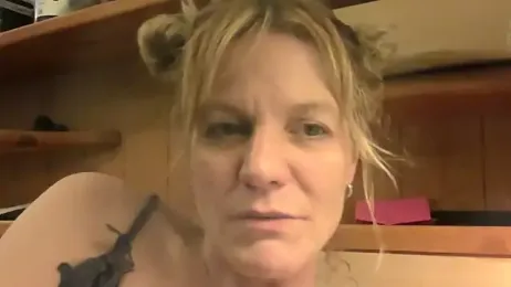 Addies-Olive webcam model stream image