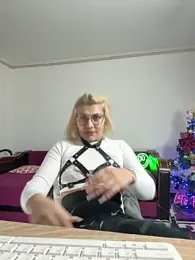 MiaKiittyy webcam model stream image