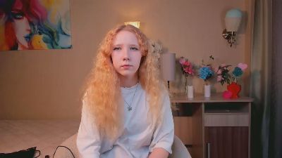 GlyndaHoneycut webcam model stream image