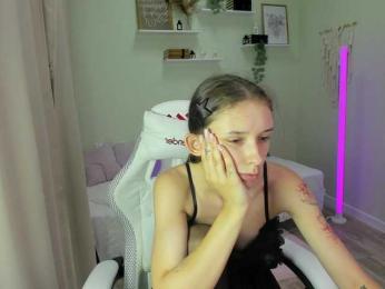 AnnaOddy webcam bongacams model stream image
