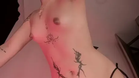 iluy_ webcam stripchat model stream image