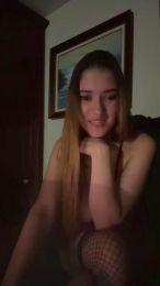 Anastasiaa_grey webcam model stream image