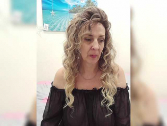 mery8poppins webcam model stream image