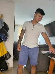 Christopher_strongg webcam stripchat model stream image