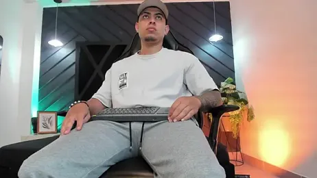 marco_garciia_ webcam model stream image