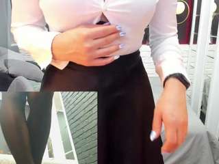 karolinaqueen webcam model stream image