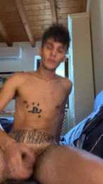 AndreaHornyDick webcam model stream image