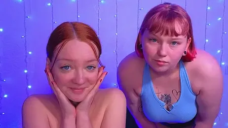 Radiants_two webcam stripchat model stream image