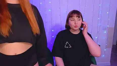 Radiants_two webcam stripchat model stream image