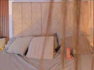 Laura Saenz webcam model stream image