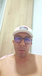 MACHOAz09 webcam model stream image