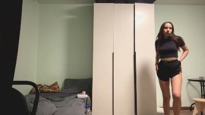 LynPavlica webcam model stream image