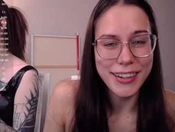 avelyssa webcam model stream image