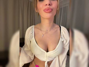 LedyMiya webcam model stream image