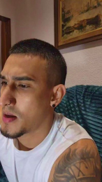 Andrewxxx9 webcam model stream image