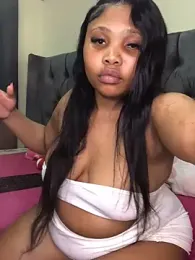 Anaelle24 webcam model stream image