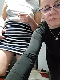 IsabelleCraft webcam model stream image