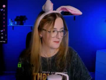 liana_kisses webcam model stream image