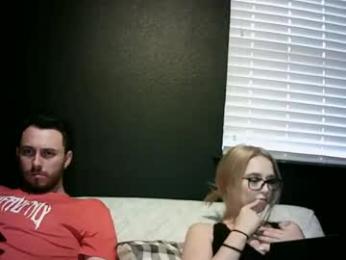 tallhungcloudyy webcam model stream image