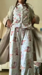 Roxy_roo2601 webcam model stream image