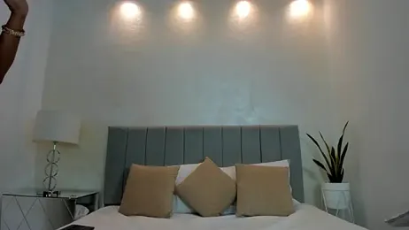 felicia_whitee webcam model stream image