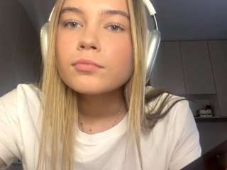 asleykeady webcam model stream image