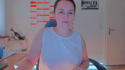 Elin22 webcam model stream image