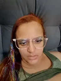 AliceRuivinha2 webcam model stream image