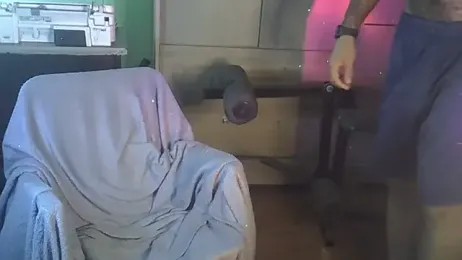 MILITARS webcam model stream image