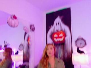 Crystal Walls webcam model stream image