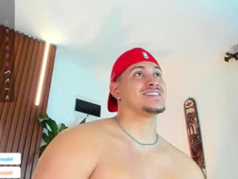 lucasanto_ webcam model stream image