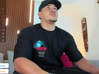 lucasanto_ webcam model stream image