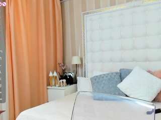 kinkyofficee webcam model stream image