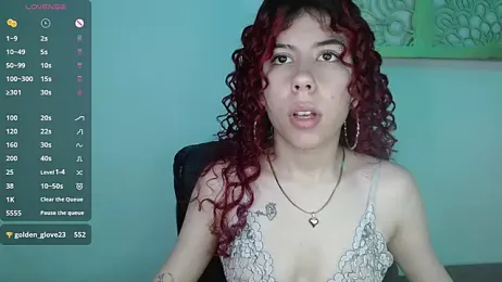 Luna-Naughty webcam model stream image