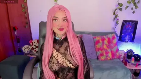 Cata_green webcam model stream image