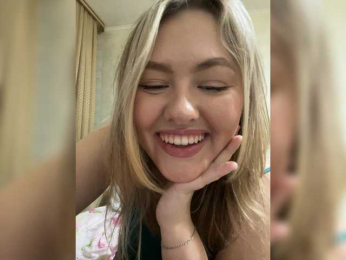 SunshineEmma webcam model stream image