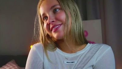 DominoDarnell webcam model stream image