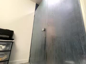 yungfemslut webcam model stream image