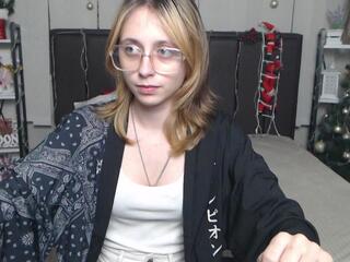 Tracy Lov webcam model stream image