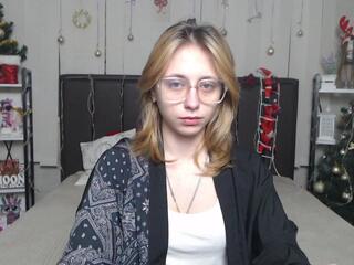 Tracy Lov webcam flirt4free model stream image