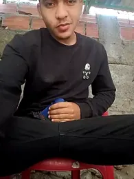 NikoHot_anatole webcam model stream image